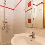 Сasa de vacaciones 4 Bedroom Wi-fi And Shared Pool By Algarvemanta Manta Rota