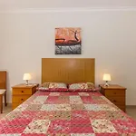 4 Bedroom Wi-fi And Shared Pool By Algarvemanta Сasa de vacaciones Manta Rota