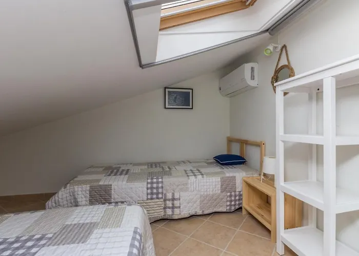 4 Bedroom Wi-fi And Shared Pool By Algarvemanta Nyaraló *