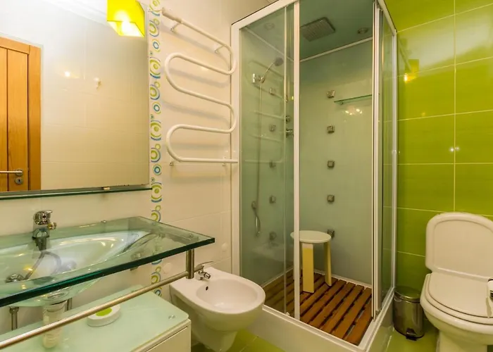 4 Bedroom Wi-fi And Shared Pool By Algarvemanta * Manta Rota